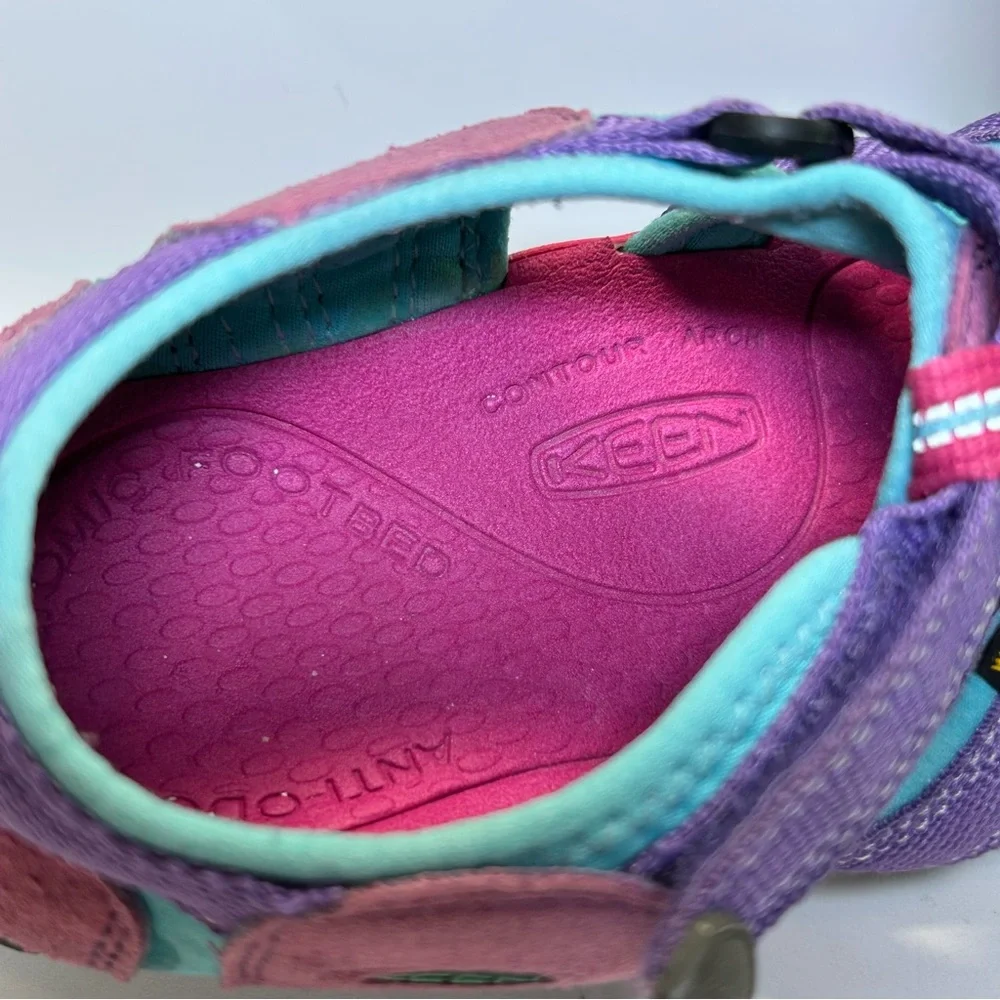 Keen Seacamp II CNX Youth 4 Closed Toe Toggle Lace Purple Pink Teal 1014477